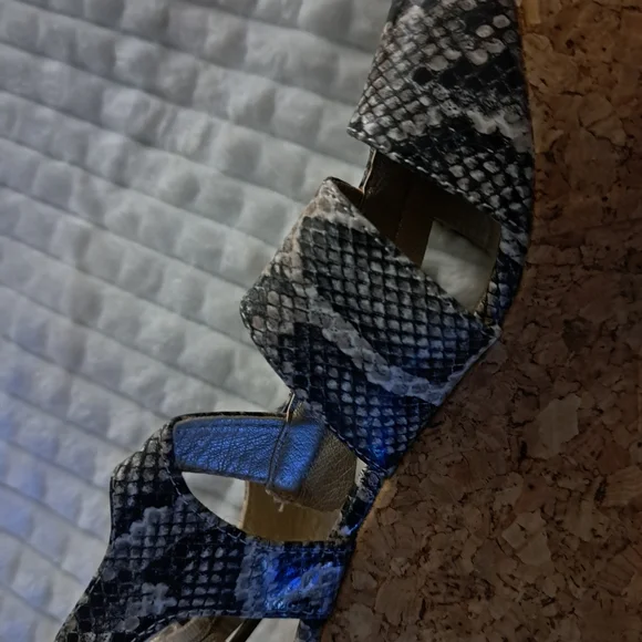 Wedges - Picture 2 of 4